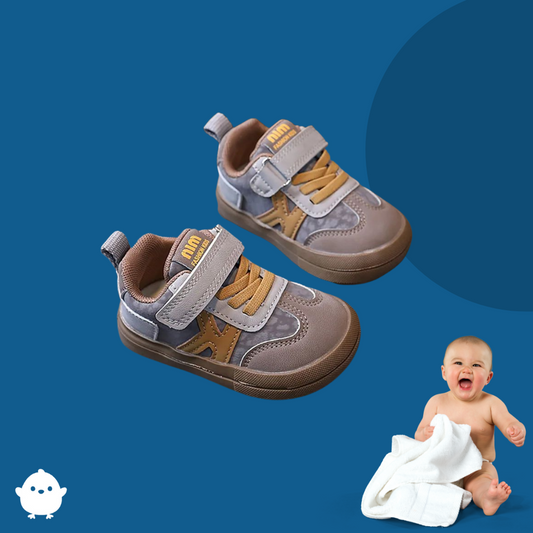 chaussures bébé cuir souple premiers pas | chaussures en cuir pour enfant début de marche | chaussures bébé antidérapantes | chaussures enfant confort intérieur doux | chaussures bébé apprentissage marche | TinyStepz™ – Chaussures Premiers Pas en Cuir | MiniFeet™ – Chaussures Souples Bébé | PasZen™ – Chaussons Bébé en Cuir Naturel | CuirMignon™ – Chaussures Évolutives Bébé | PetitTrotteur™ – Chaussures de Marche Confort


